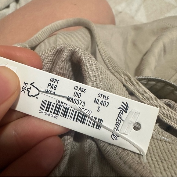 Madewell Spaghetti-Strap Tube Tank Top wet sand - Picture 2 of 3